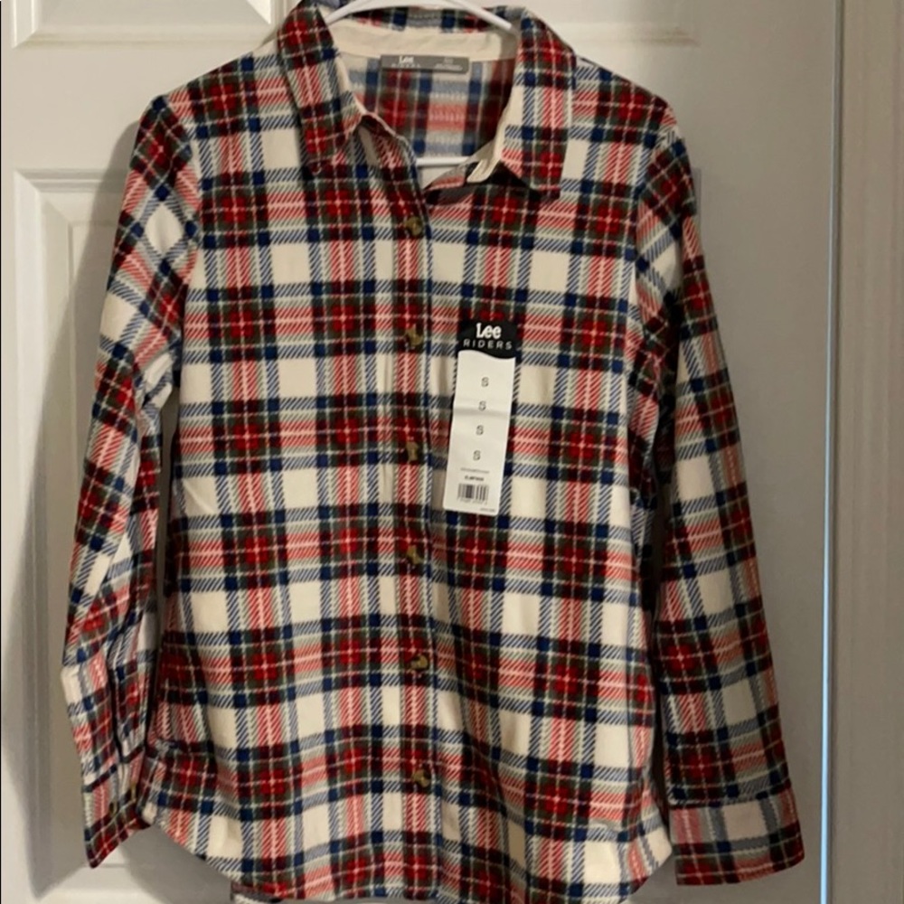 NWT Women’s Small Plaid Fleece Button Up